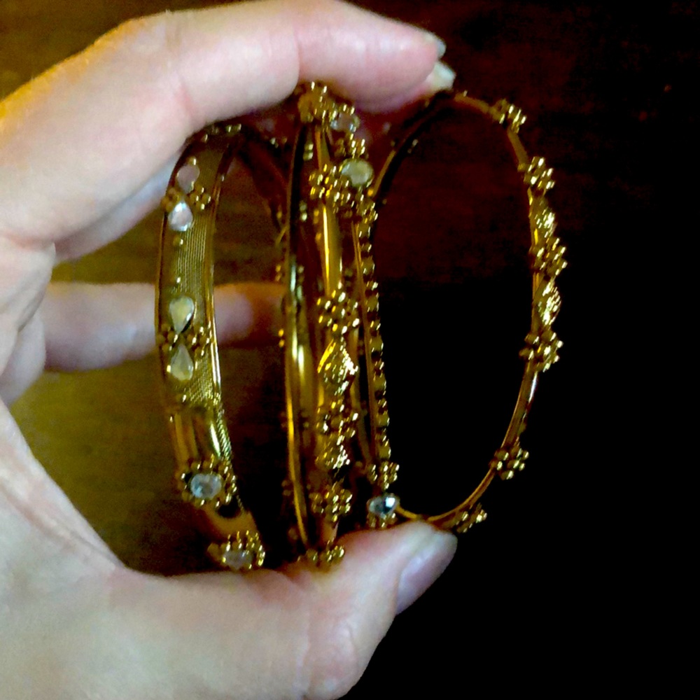 Set of bangles